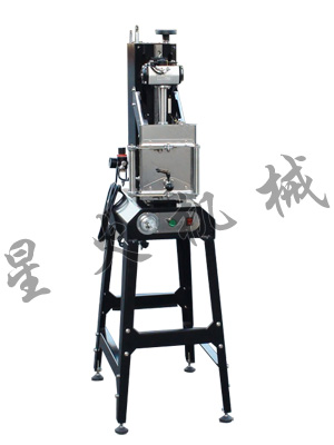 普通型玻璃瓶真空旋蓋機(jī)