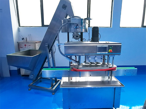 直線式旋蓋機(jī)設(shè)備